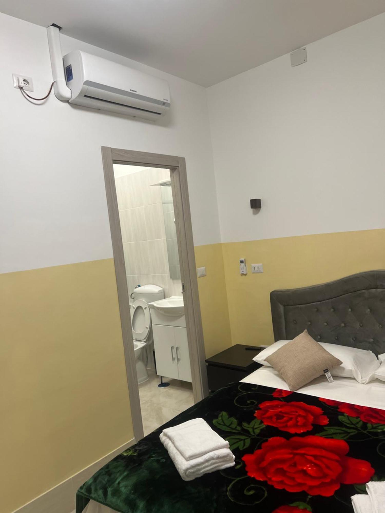 Bed and Breakfast Turati Termini Рим Екстер'єр фото