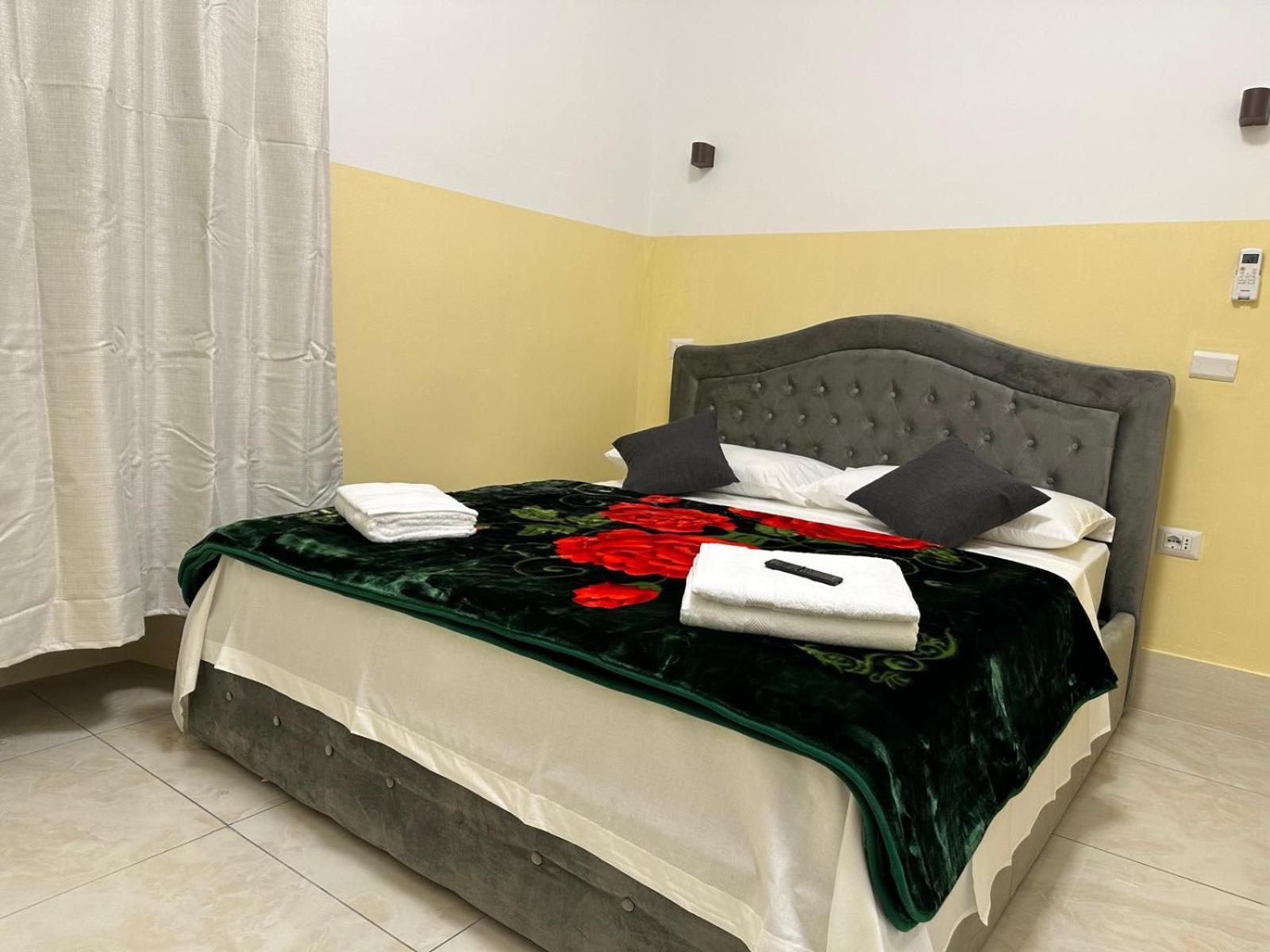 Bed and Breakfast Turati Termini Рим Екстер'єр фото