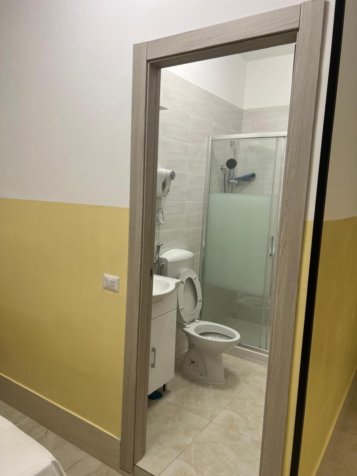 Bed and Breakfast Turati Termini Рим Екстер'єр фото
